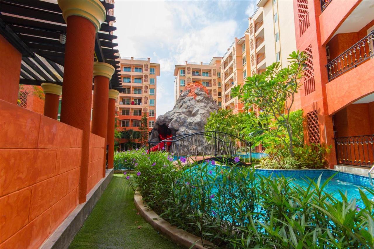 Seven Seas Resort Pattaya By Justin ジョムティエンビーチ エクステリア 写真