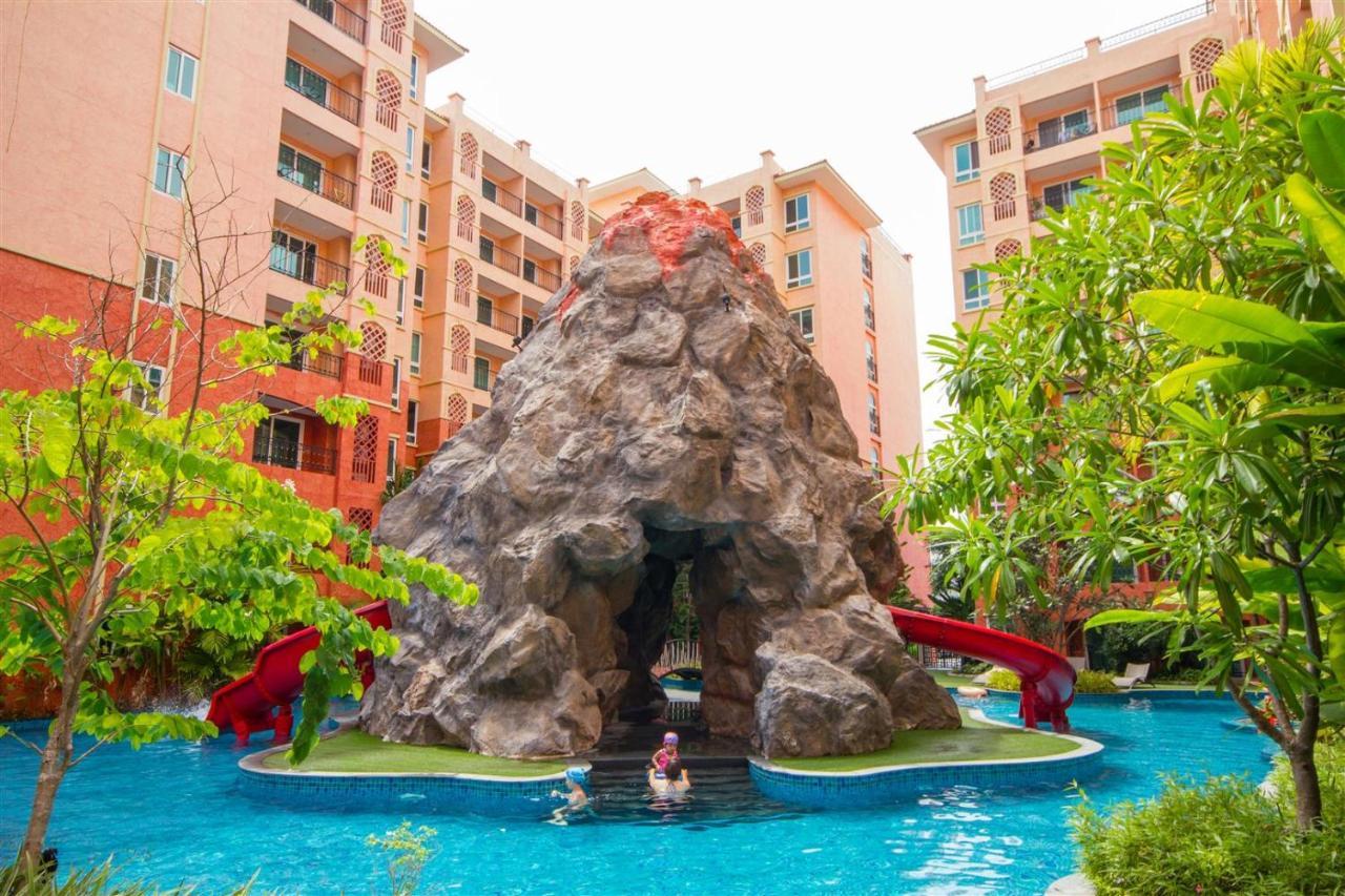 Seven Seas Resort Pattaya By Justin ジョムティエンビーチ エクステリア 写真