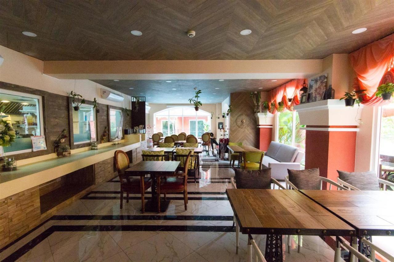 Seven Seas Resort Pattaya By Justin ジョムティエンビーチ エクステリア 写真