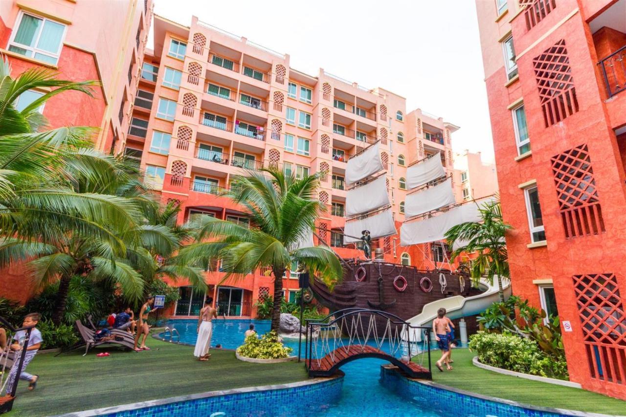 Seven Seas Resort Pattaya By Justin ジョムティエンビーチ エクステリア 写真