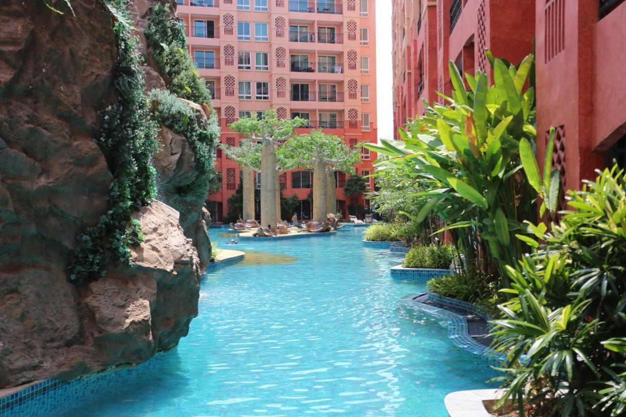Seven Seas Resort Pattaya By Justin ジョムティエンビーチ エクステリア 写真