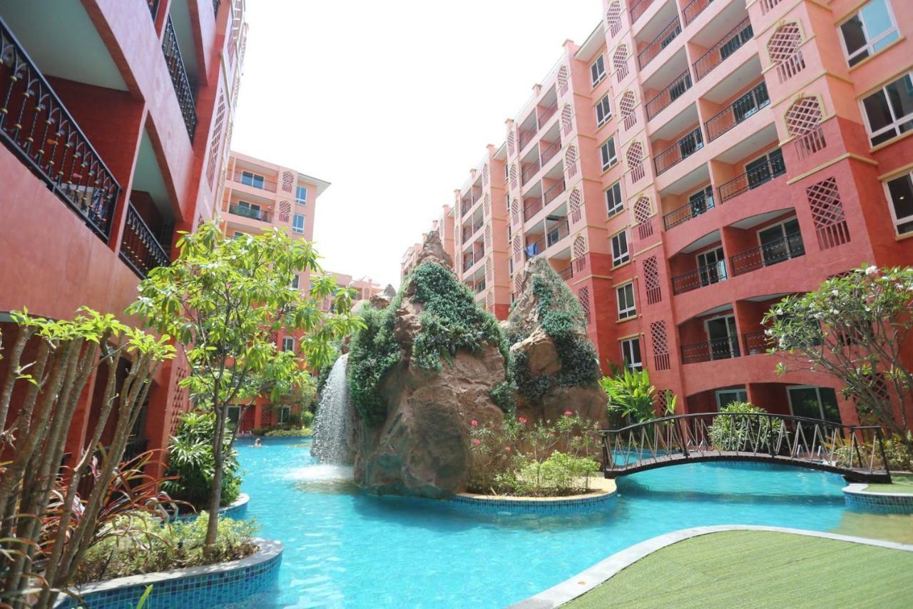 Seven Seas Resort Pattaya By Justin ジョムティエンビーチ エクステリア 写真